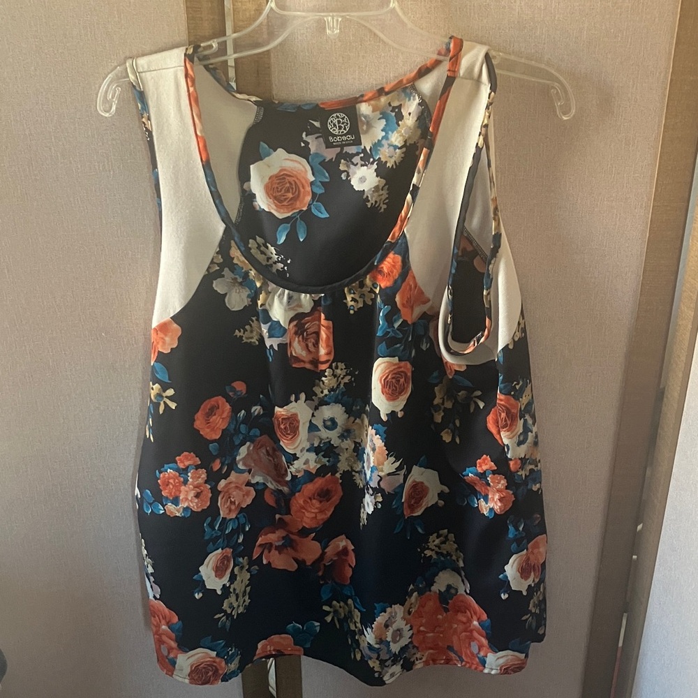 FINAL MARKDOWN Bobeau Floral Tank Top xl